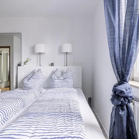 Appartement Kuschelige Mit Wlan & Privatparkplatz